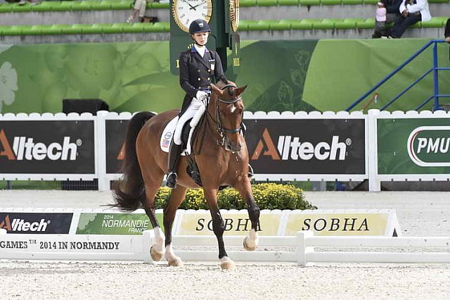 WEG1-Dressage-8-26-14-GPTeam-0007722-LauraGraves-Verdades-USA-DDeRosaPhoto
