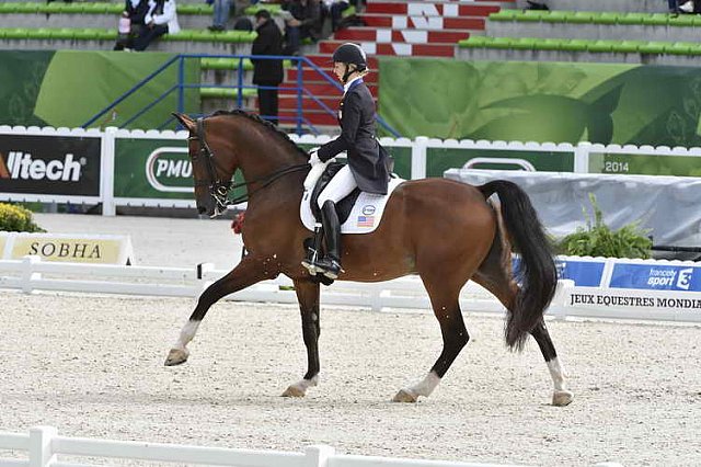 WEG1-Dressage-8-26-14-GPTeam-0007733-LauraGraves-Verdades-USA-DDeRosaPhoto