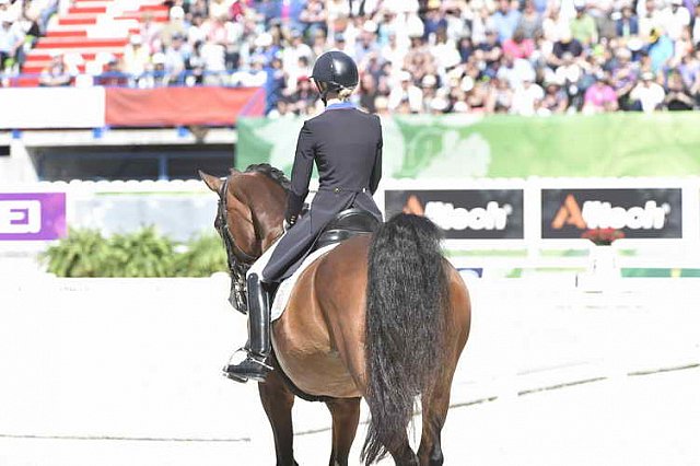 WEG1-Dressage-Freestyle-0006180-LauraGraves-Verdades-USA-DDeRosaPhoto