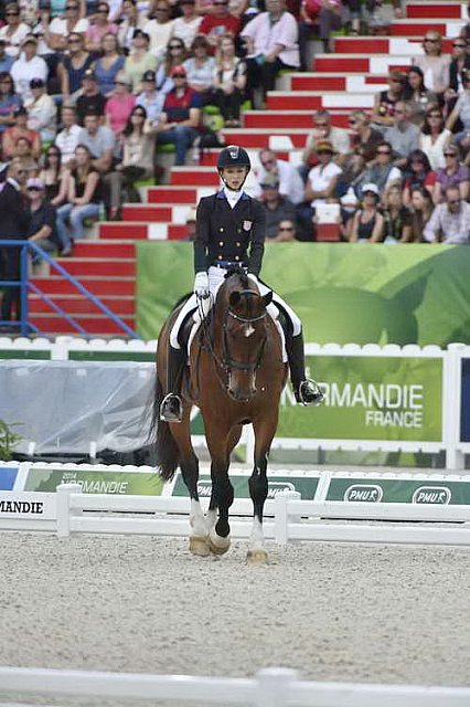 WEG1-Dressage-Freestyle-0006229-LauraGraves-Verdades-USA-DDeRosaPhoto