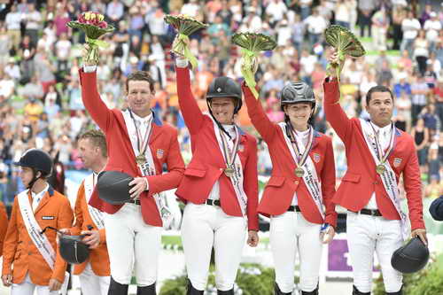 WEG1-SJ-Team2-9-4-14-0003150-DDeRosaPhoto