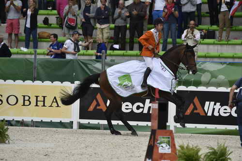 WEG1-SJ-Team2-9-4-14-0003281-DDeRosaPhoto