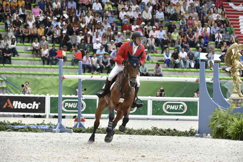 WEG-SJ-1st-9-2-14-0005287-KentFarrington-Voyeur-USA-DDeRosaPhoto