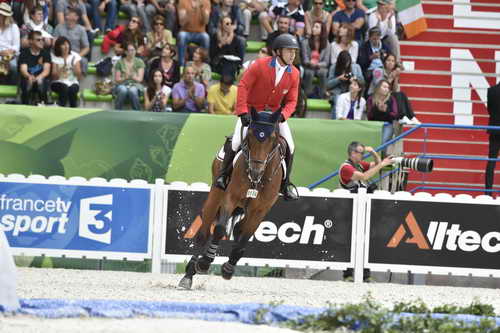 WEG-SJ-1st-9-2-14-0005303-KentFarrington-Voyeur-USA-DDeRosaPhoto