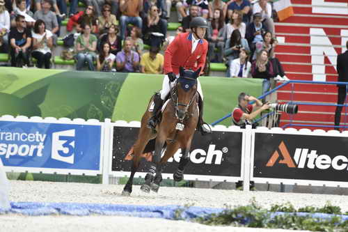 WEG-SJ-1st-9-2-14-0005304-KentFarrington-Voyeur-USA-DDeRosaPhoto