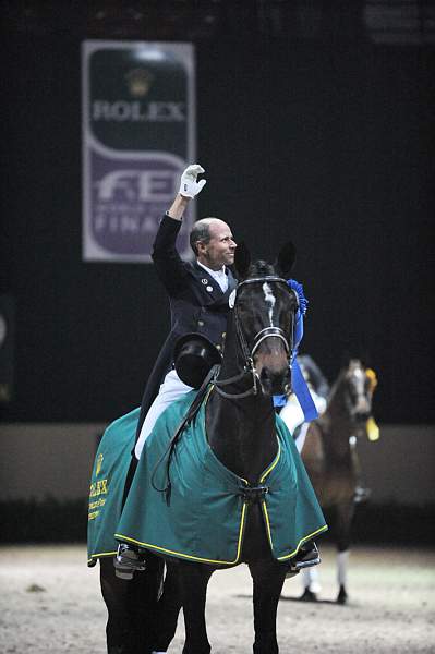 WorldCup-4-16-09-Dressage-1017-Ravel-SteffenPeters-DDeRosaPhoto