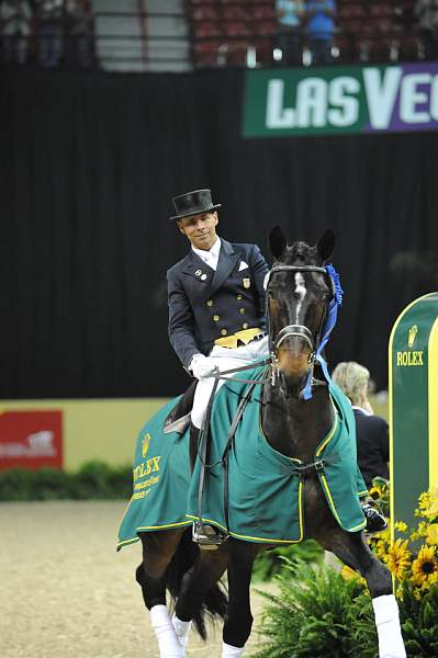 WorldCup-4-16-09-Dressage-1055-Ravel-SteffenPeters-DDeRosaPhoto