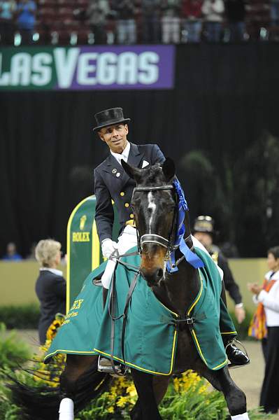 WorldCup-4-16-09-Dressage-1057-Ravel-SteffenPeters-DDeRosaPhoto