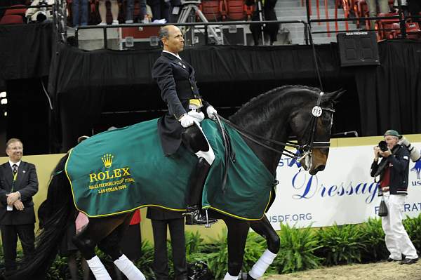 WorldCup-4-16-09-Dressage-1108-Ravel-SteffenPeters-DDeRosaPhoto