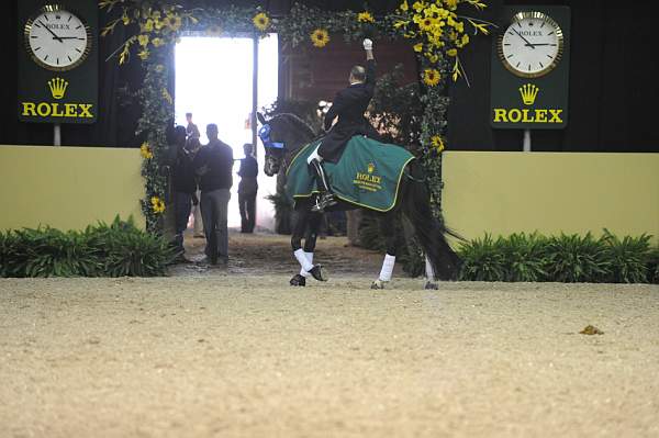WorldCup-4-16-09-Dressage-1126-Ravel-SteffenPeters-DDeRosaPhoto
