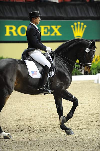 WorldCup-4-16-09-Dressage-728-SteffenPeters-Ravel-DDeRosaPhoto
