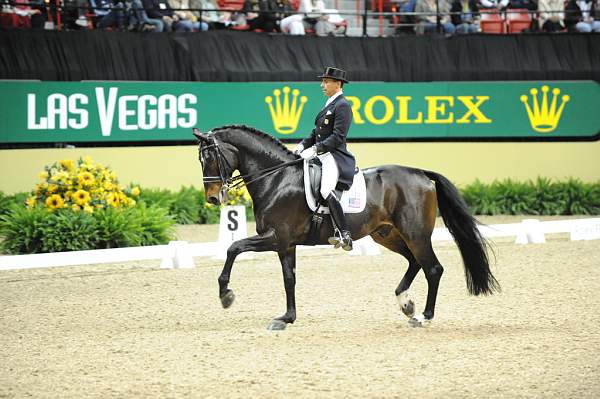 WorldCup-4-16-09-Dressage-731-SteffenPeters-Ravel-DDeRosaPhoto