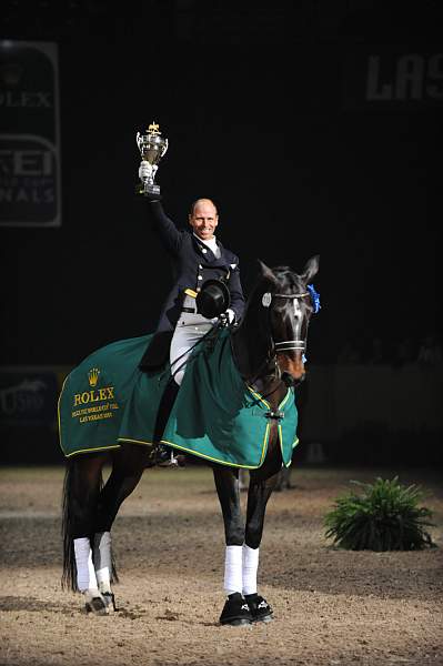 WorldCup-4-18-09-DressageAwardsFinal-658-SteffenPeters-Ravel-DDeRosaPhoto