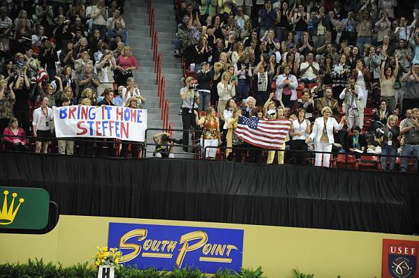 WorldCup-4-18-09-DressageFreestyle-452-DDeRosaPhoto