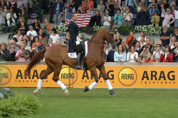 275-WEG-TeamDressageAwards-8-23-06-DeRosaPhoto