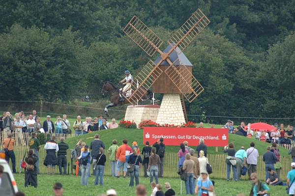 492-WEGXX-8-26-06-DeRosaPhoto