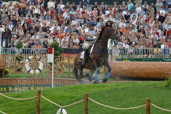 602-WEGXX-KarenO'Connor-8-26-06-DeRosaPhoto