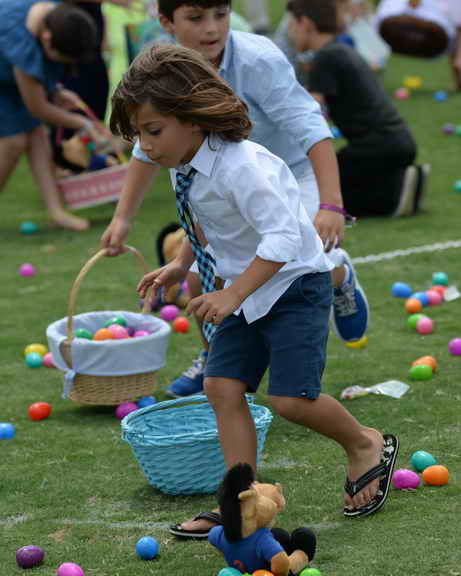 IPC-Easter-4-16-17-2954-DDeRosaPhoto