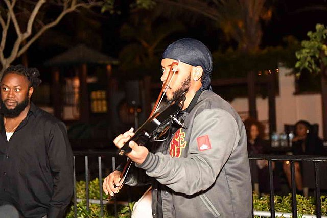 IPC-NYE-12-31-16-0915-DDeRosaPhoto