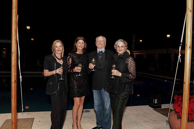 IPC-NYE-12-31-16-5700-DDeRosaPhoto