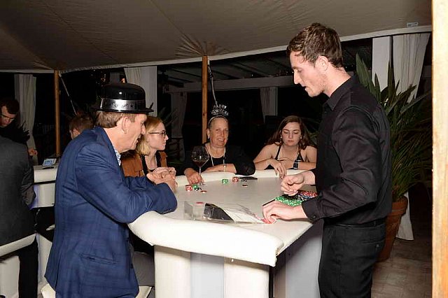 IPC-NYE-12-31-16-5785-DDeRosaPhoto