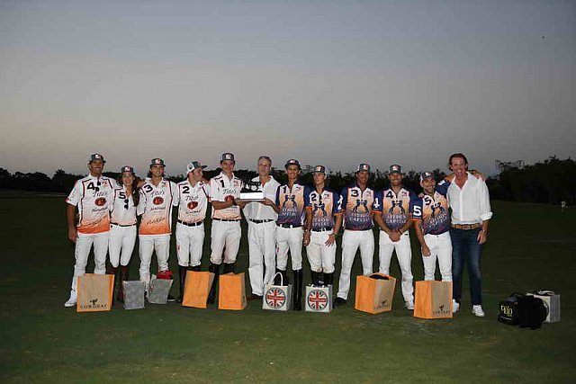 IPC-RoldanWhiteParty-3-12-17-0086-DDeRosaPhoto