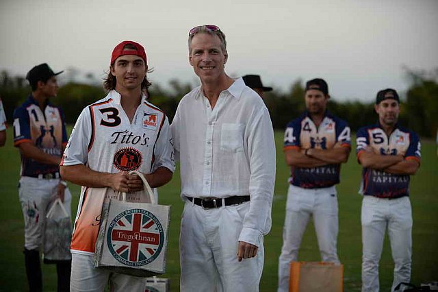 IPC-RoldanWhiteParty-3-12-17-DER 0659-DDeRosaPhoto