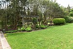 Gardens-IPE-LloydHarbor-5-10-19-7961-DDeRosaPhoto