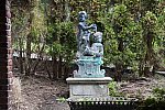 Gardens-Sculptures-IPE-LloydHarbor-5-10-19-4158-DDeRosaPhoto