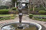 Gardens-Sculptures-IPE-LloydHarbor-5-10-19-4163-DDeRosaPhoto